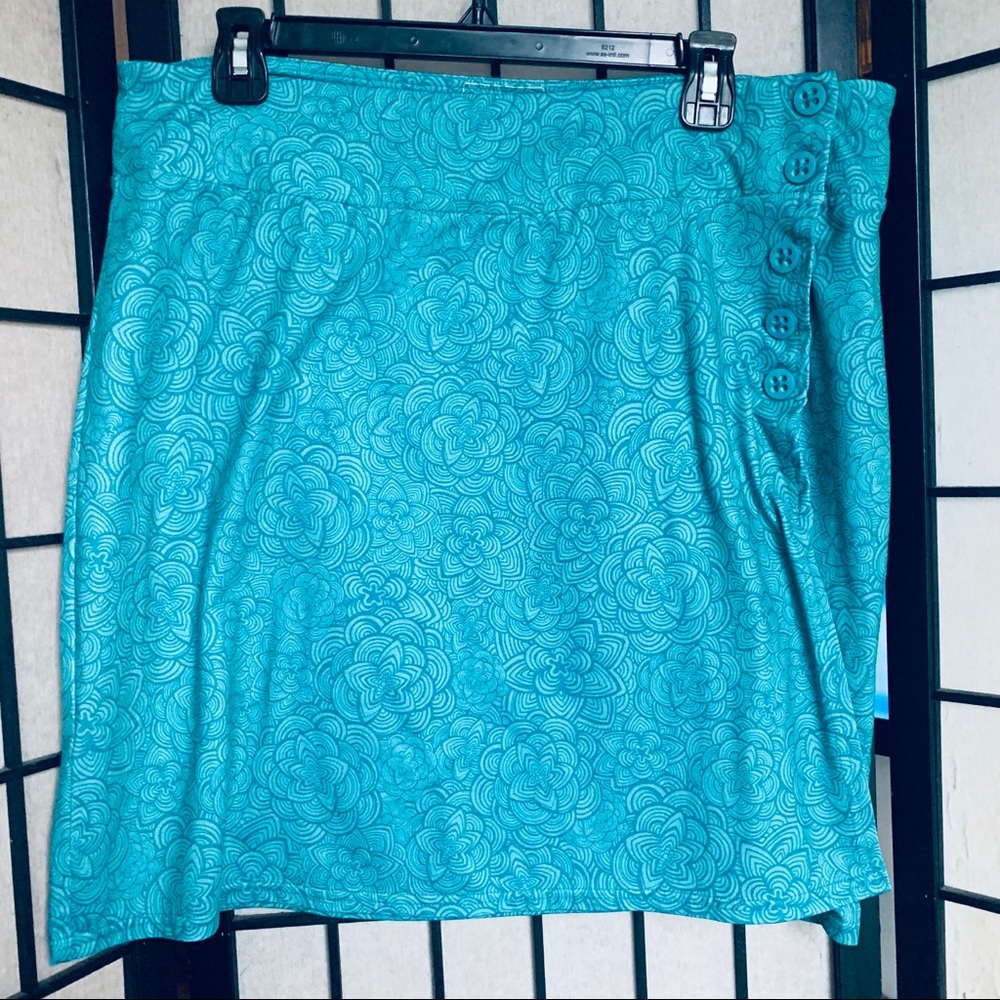 Merrell blue side button skirt outdoor UPF 50+